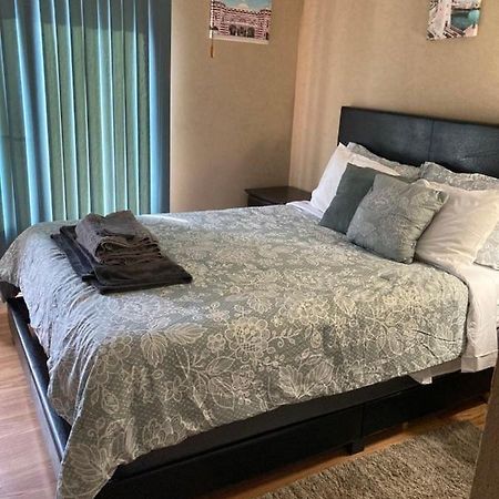 Irises House - Private Room In Home Kissimmee Ngoại thất bức ảnh