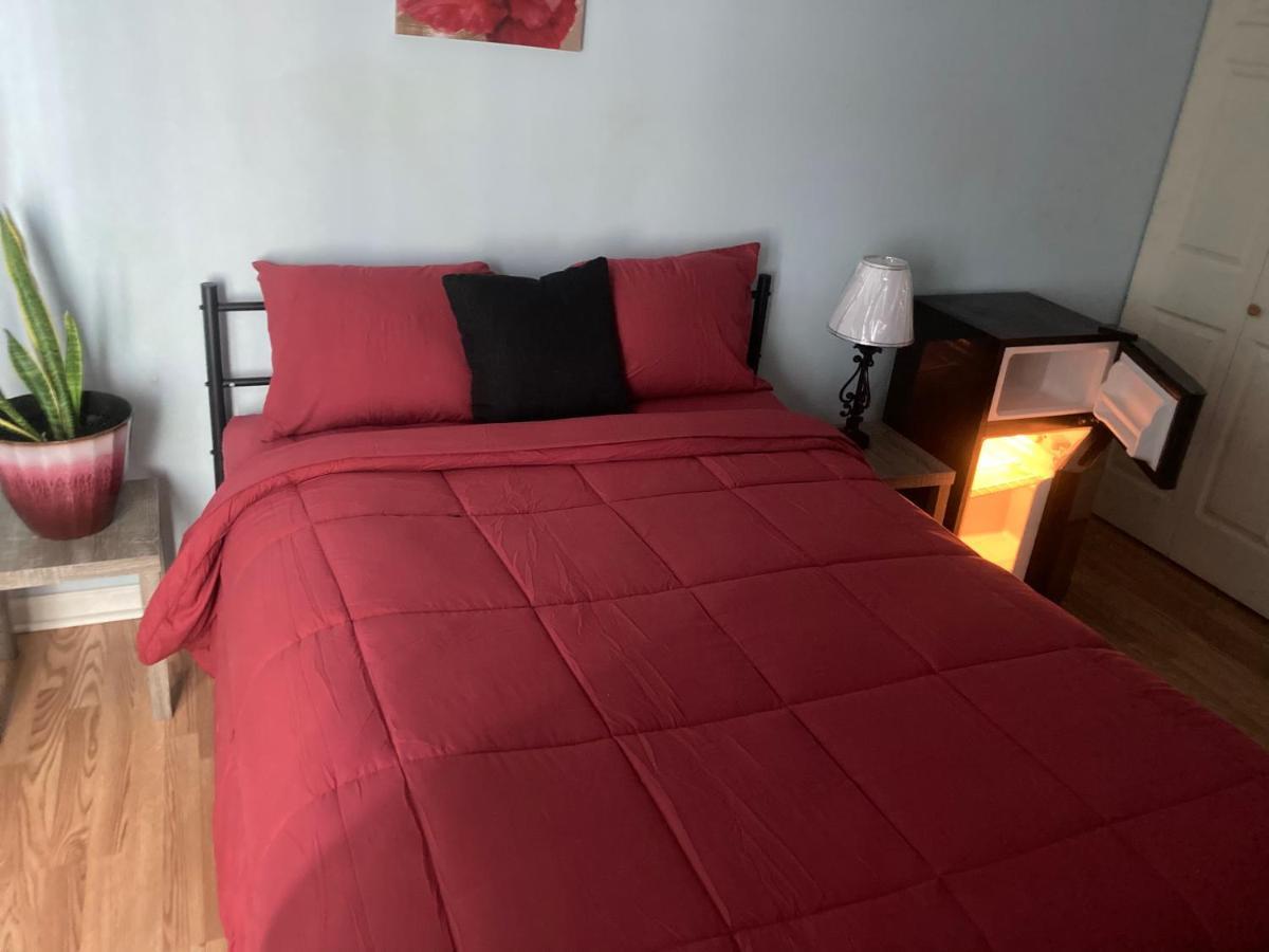 Irises House - Private Room In Home Kissimmee Ngoại thất bức ảnh