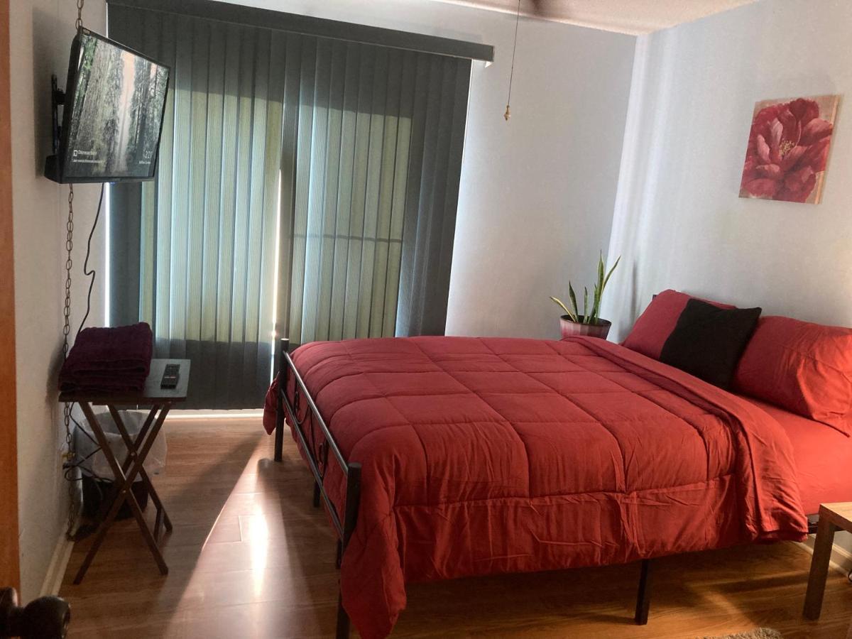 Irises House - Private Room In Home Kissimmee Ngoại thất bức ảnh